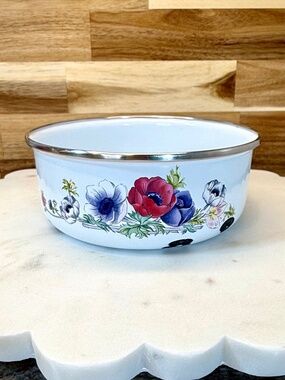 Gibson Vintage Pansy Enamel Bowl | Medium | Display Friendly 🌸